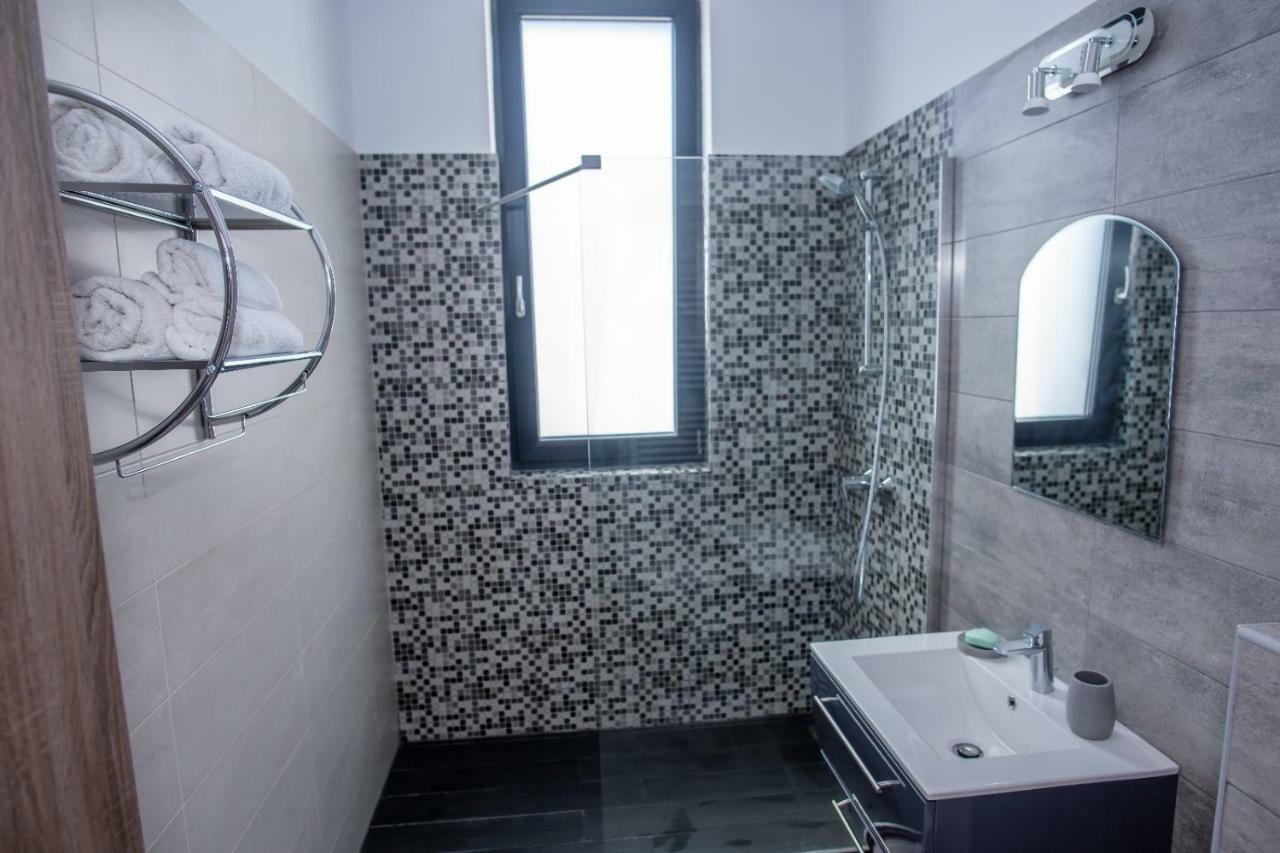 Ferienwohnung Apartament George Mamaia Năvodari Exterior foto