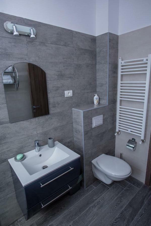 Ferienwohnung Apartament George Mamaia Năvodari Exterior foto